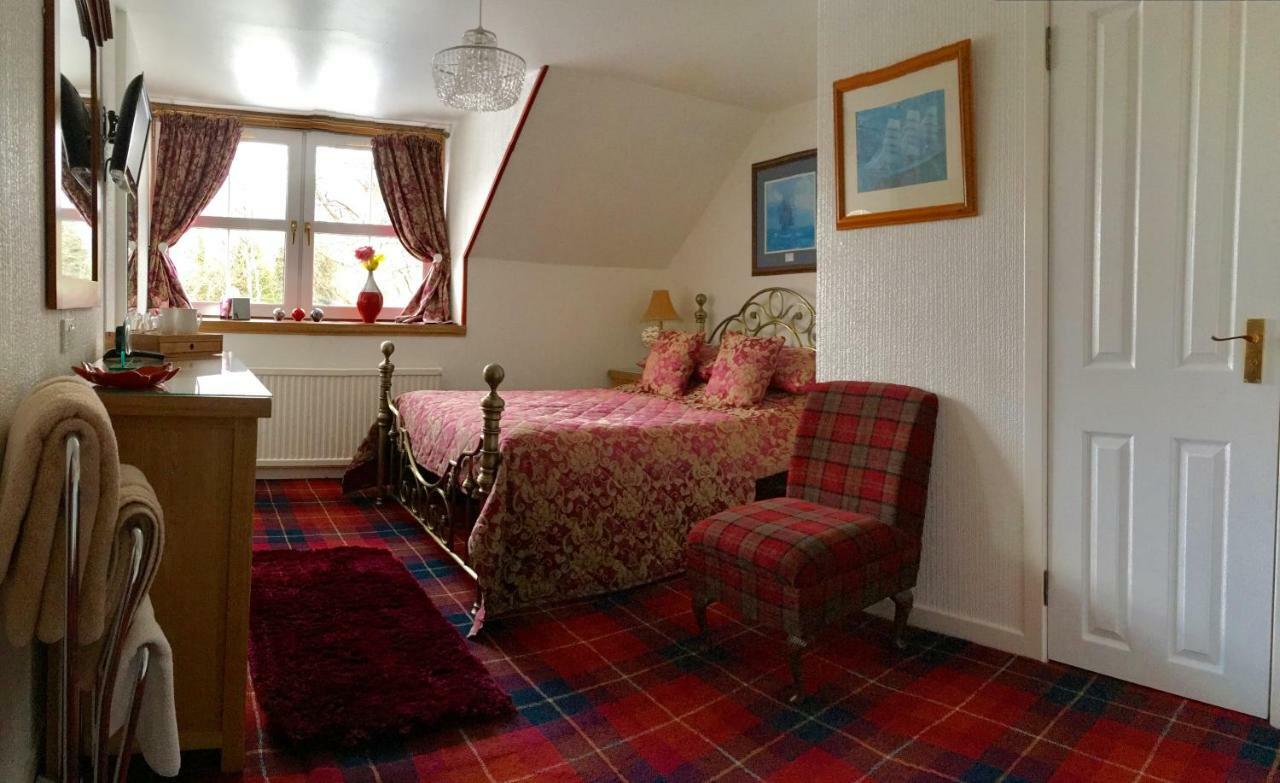 Ladysmith Guest House Ullapool Exterior photo